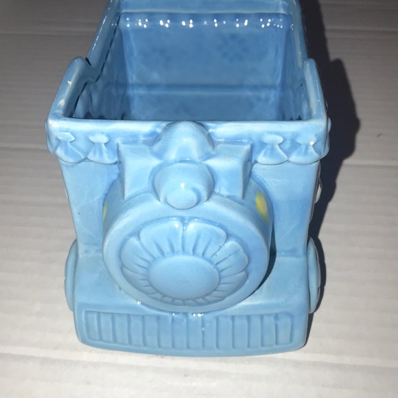 Vintage Choo Choo train planter in blue/teddy bear - Picture 8 of 11